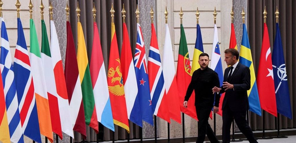 У проєкті декларації зустрічі "коаліції рішучих" також йдеться про те, що США мають взяти на себе зобов'язання підтримати європейські сили "коаліції" у разі нападу на Україну.