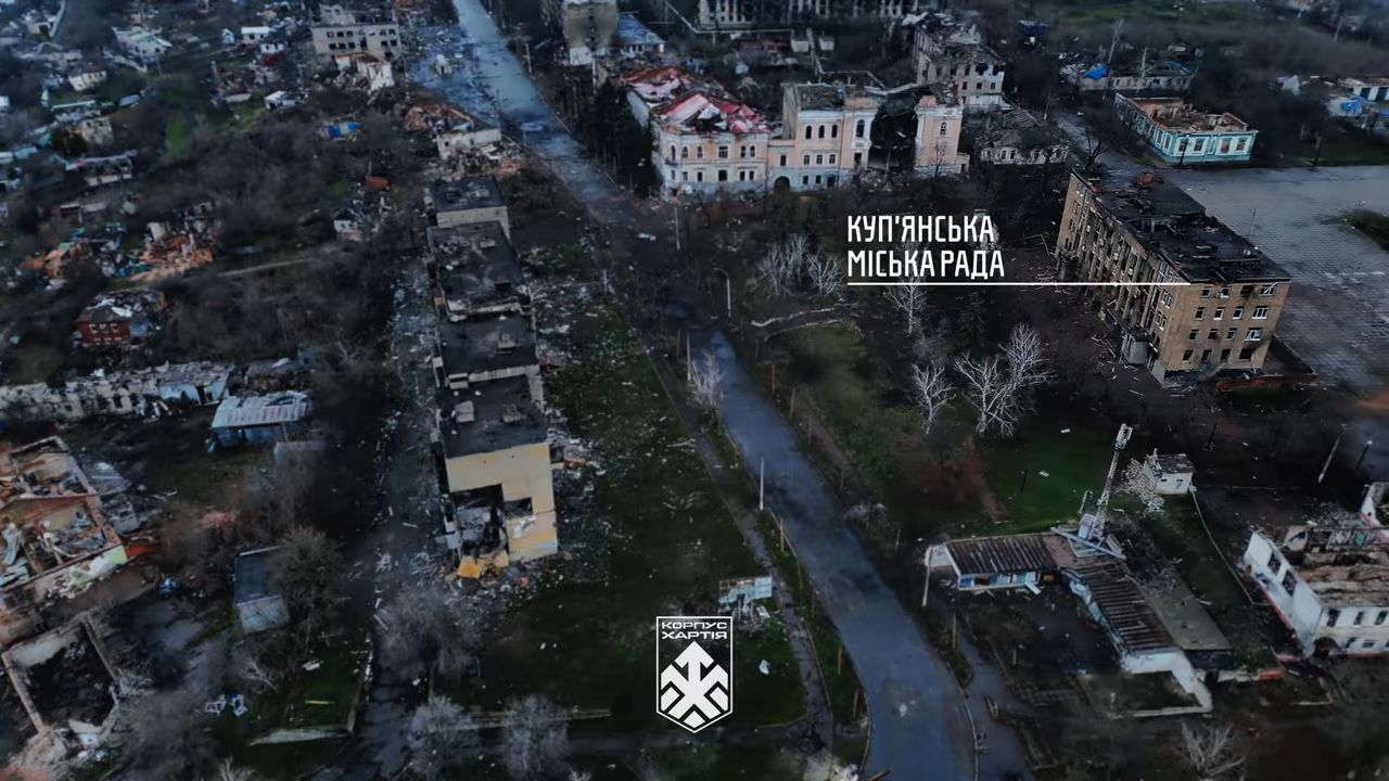 Синьо-жовтий прапор знову над Куп'янськом. |