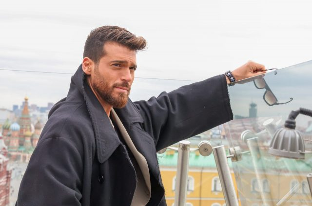 Зірку «Ранньої пташки» та «Ель Турко» затримали в нічному клубі Стамбула