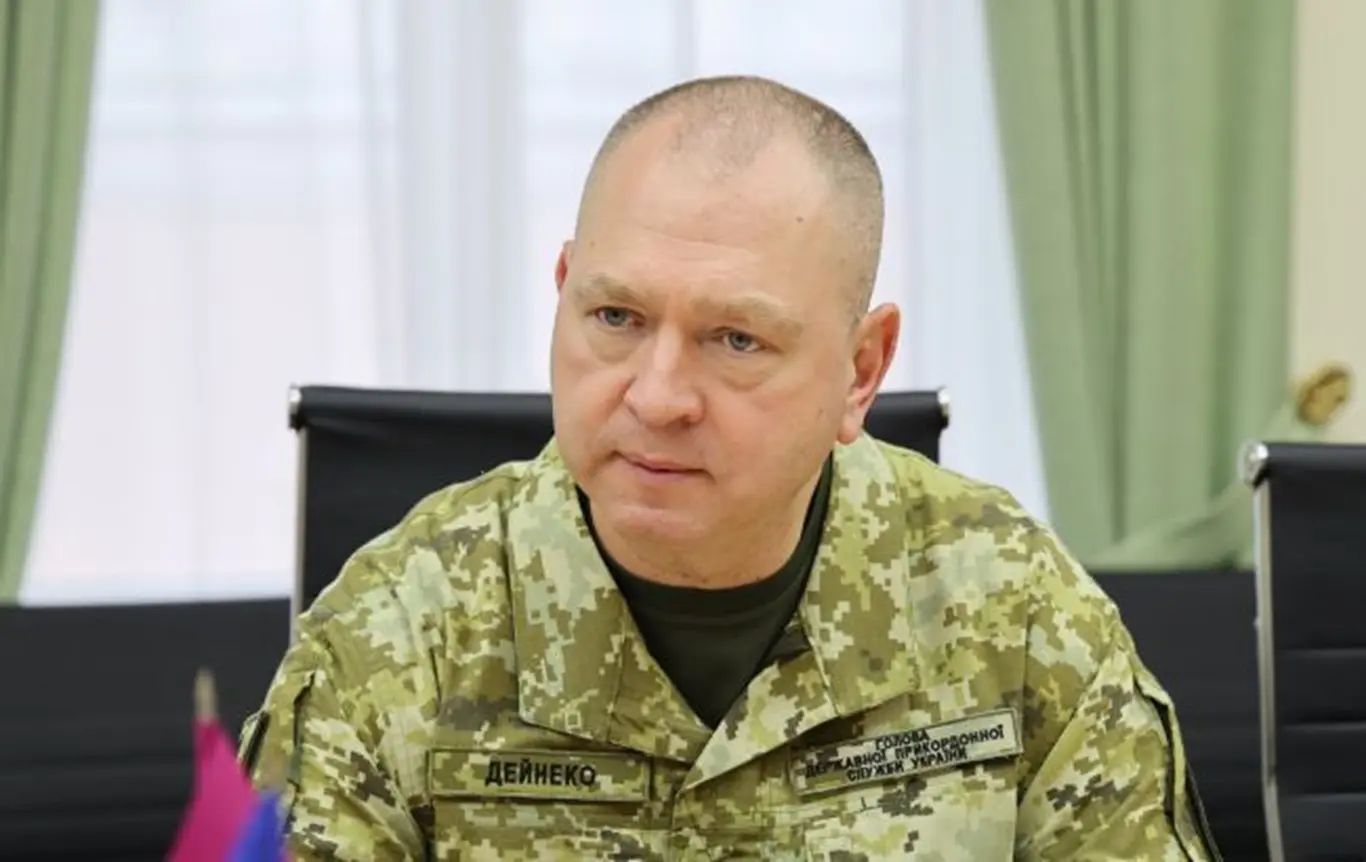 Ексголову ДПСУ Дейнека та інших топпосадовців служби викрито на хабарах