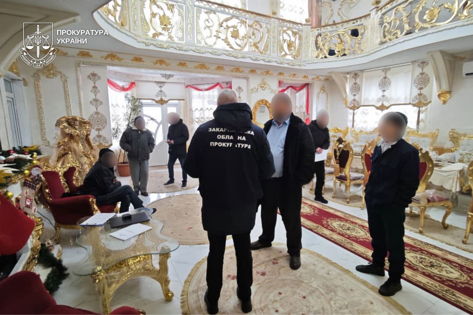 Хороми "забудькуватого" закарпатського депутата рйонної ради.