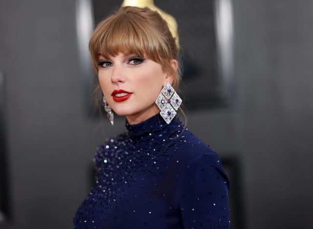 Тейлор Свіфт.
