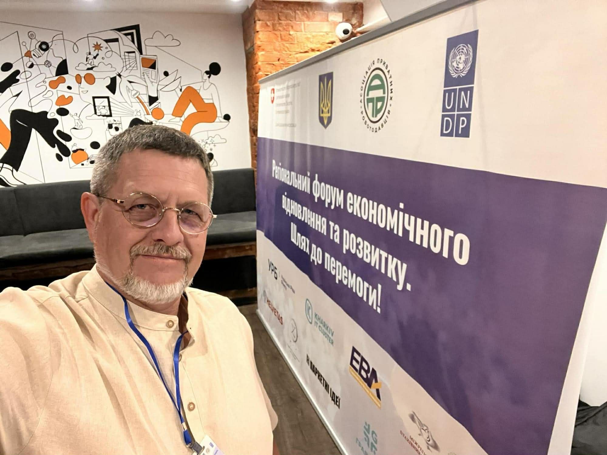 Треба бити по схемах, а не по тих,  хто працює під обстрілами