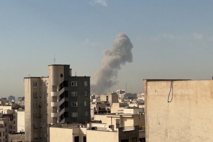 Бомбардування столиці Ірану - Тегерану.