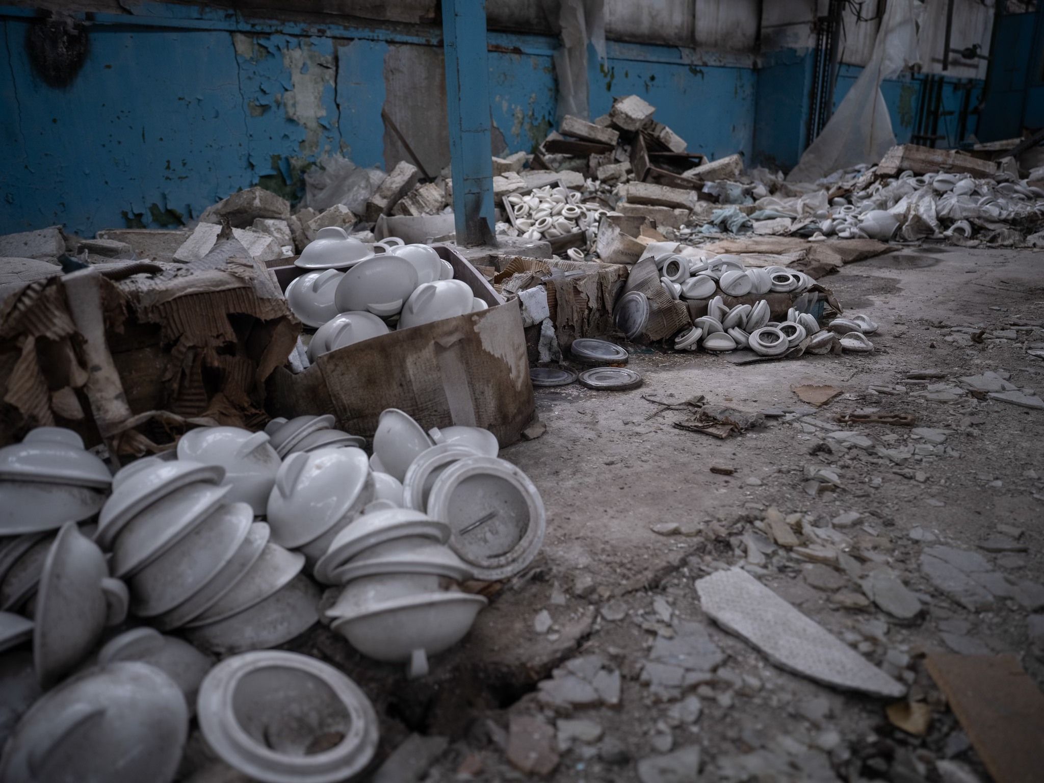 Все що залишилося від Дружківського порцелянового заводу "завдячуючи" рашистам.