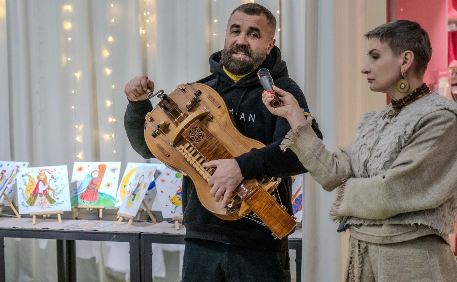 «Ой летіла бомба  з московського краю»