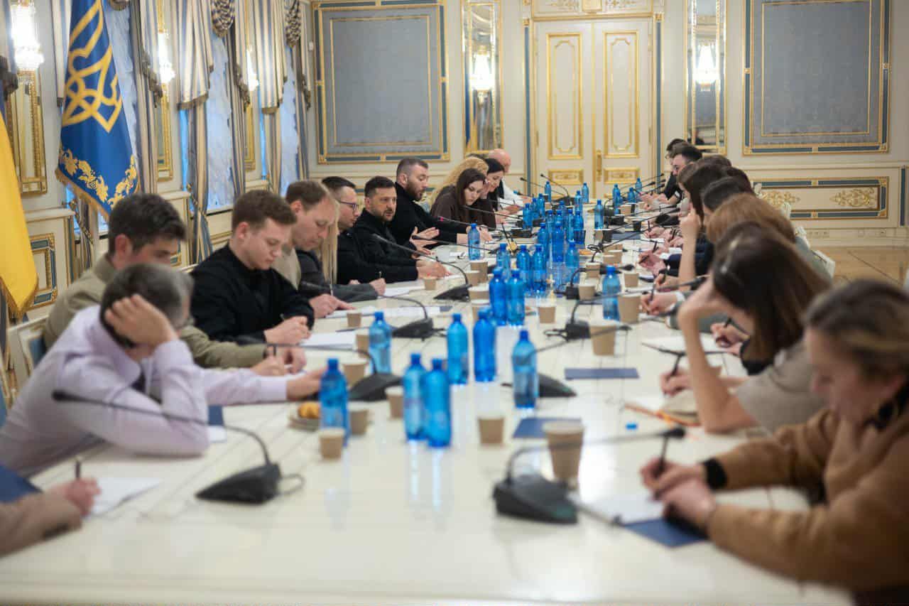 Під час п"ятничного спілкування Президента з медійниками.