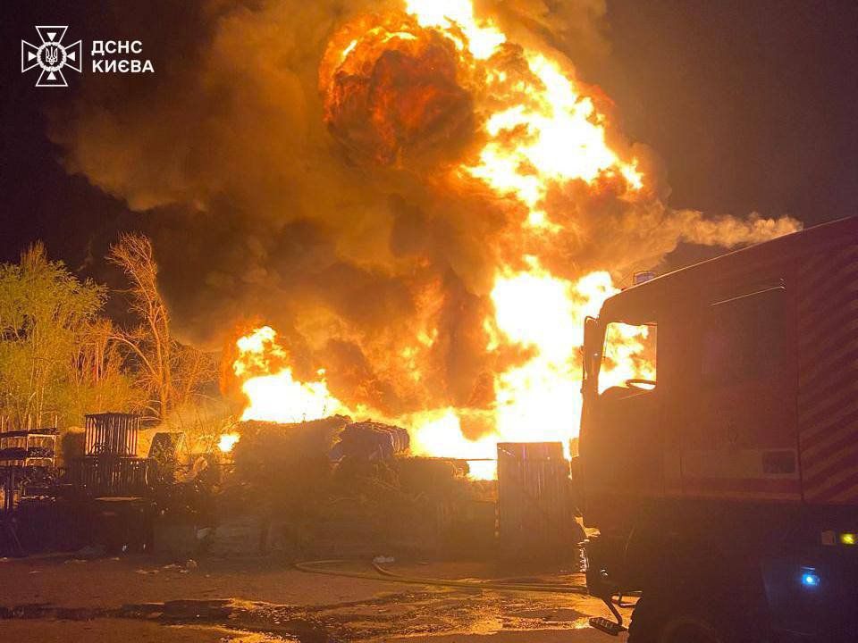 Наслідки ращистського удару по Києву.