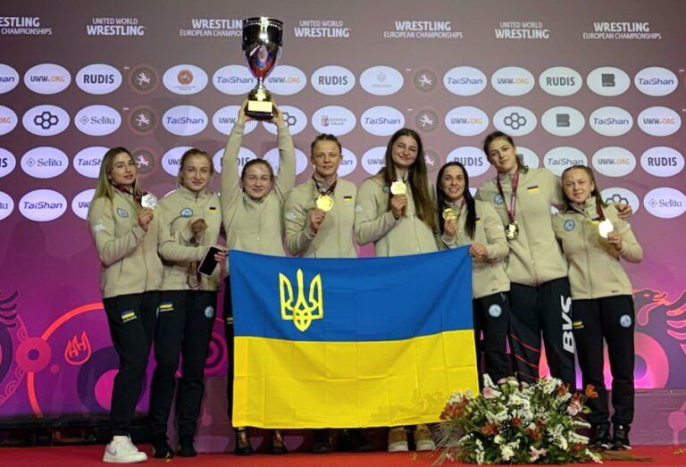 Українські борчині - з Кубком найсильнішої збірної чемпіонату Європи-2026.