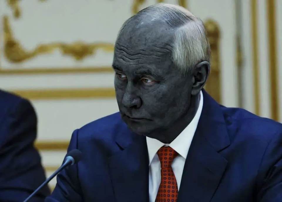 Кремлівський диктатор поскаржився на зростання кількості атак безпілотних літальних апаратів на об’єкти, які він назвав «цивільною інфраструктурою».