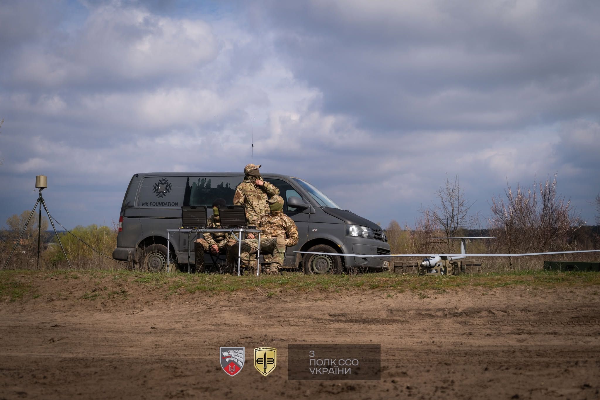 Оператори БпЛА 3-го полку ССО запускають «пташок» до русні в гості.
