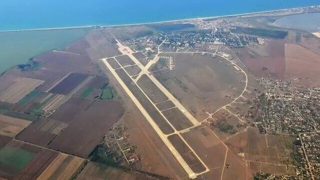 СБУ вдруге за тиждень уразила винищувачі на аеродромі «Саки» та відпрацювала по ангарах аеродрому «Гвардійське» в Криму.