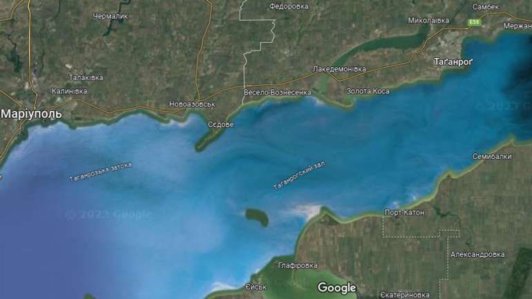 Росія зупиняє судноплавство каналом Дон — Азовське море, що впливає на торгівлю зерном, після атак з боку України.
