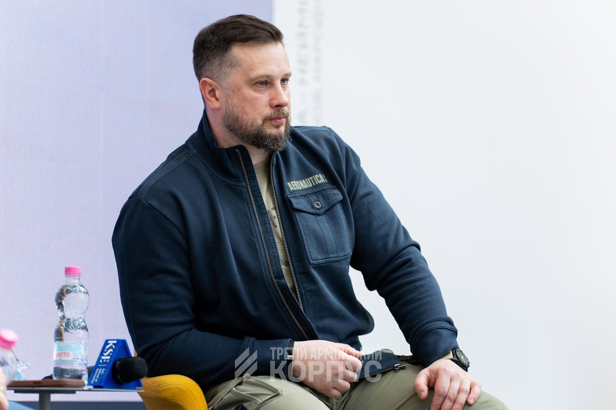 Андрій Білецький спростував російські заяви про «нацизм» бійців Азову.
