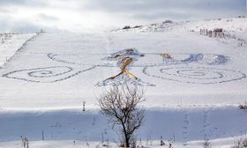 Художники на снігу