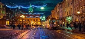 Цього року навіть міський транспорт у Львові сповниться різдвяним духом.