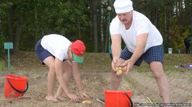 І Лукашенко на городі