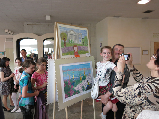 Намалюй мені Київ: 15 років бібліотекарі організовують конкурс малюнків