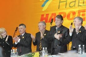 Президентові в партійному списку — ні!